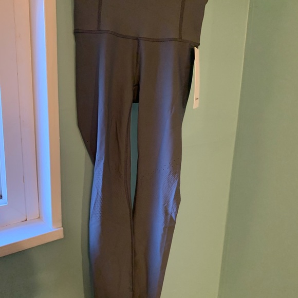 lululemon athletica Pants - Lululemon In Focus Run Tight NWT